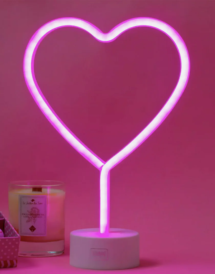 Lampada LED Effetto Neon - It's a Sign | Tema Love - immagine 2